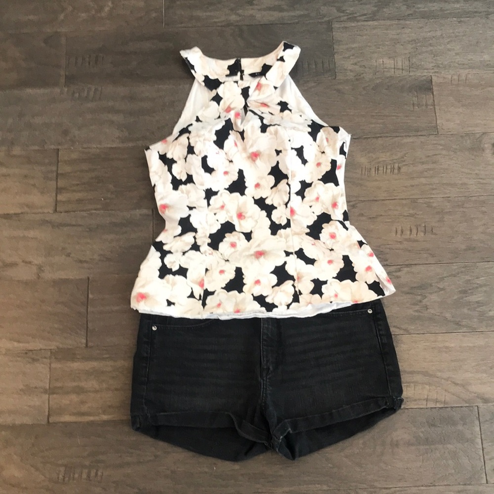 White House Black Market form fitting top